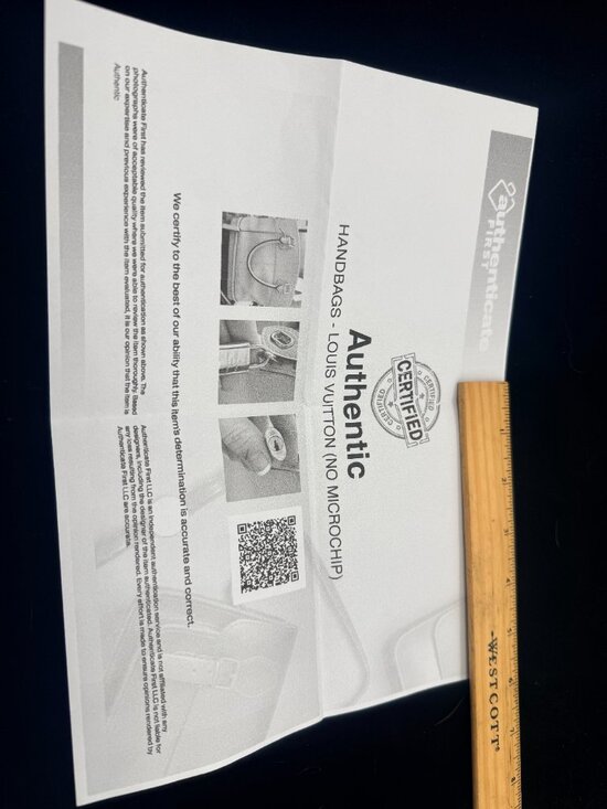 Louis Vuitton | Lockit PM | Suhali Leather | Blanc | VINTAGE - Quiet Luxury - Picture 2 of 16